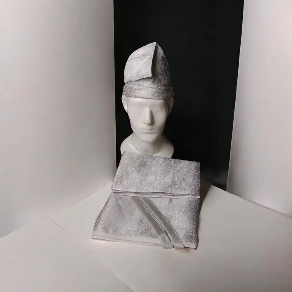 putih silver